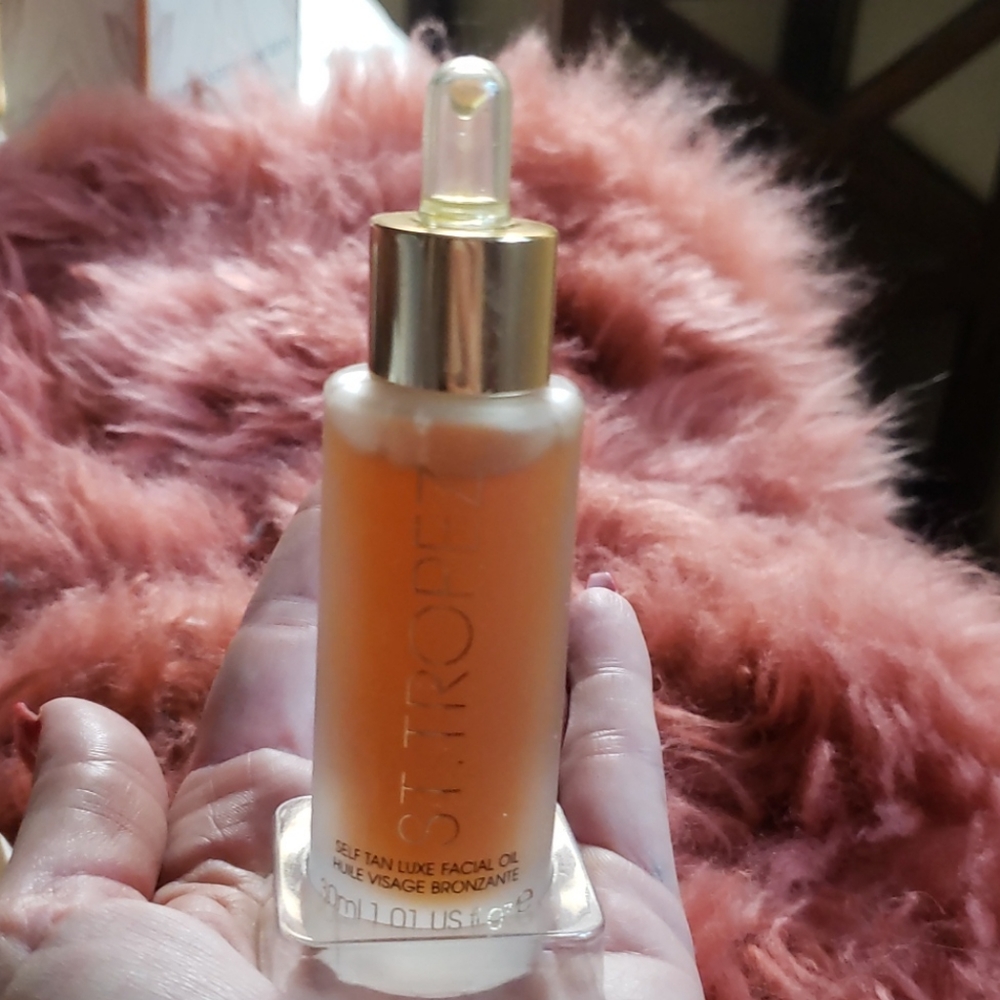 St. Tropez self tan facial oil